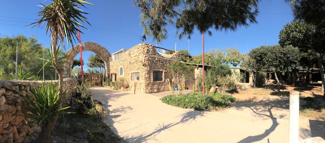 Villaggio La Roccia Camping Lampedusa Buitenkant foto